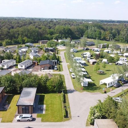 Vakantiepark Camping De Peelpoort Hotel Heusden  Exterior photo