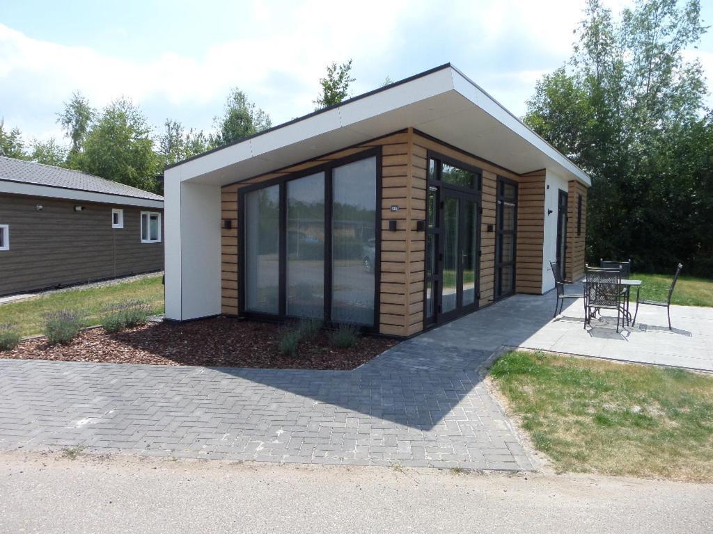 Vakantiepark Camping De Peelpoort Hotel Heusden  Exterior photo